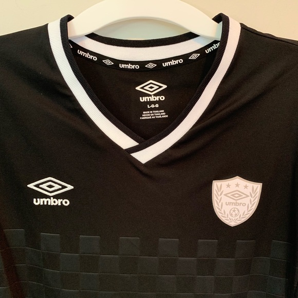 Umbro V-neck Soccer Jersey - Picture 2 of 4